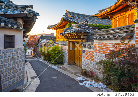Seoul city skyline with Bukchon village in Korea Seoul city skyline with Bukchon village in Korea 37159453