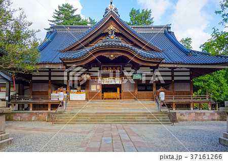 尾山神社 拝殿（石川県・金沢市） 37161266