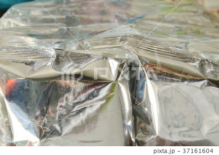 snack package in aluminum foil  37161604
