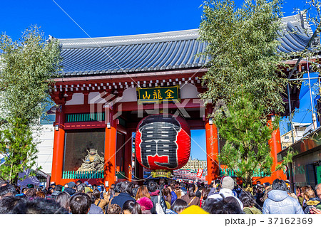 東京　浅草　正月の雷門 37162369