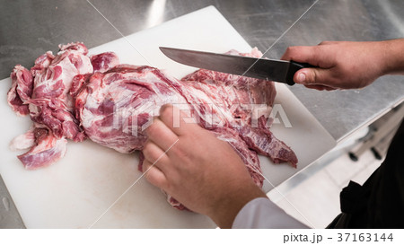 cook red raw meat cutting quality ingredient meal cook red raw meat cutting quality ingredient meal 37163144