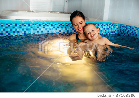 Mother and Baby Swimming Lessons Mother and Baby Swimming Lessons 37163586