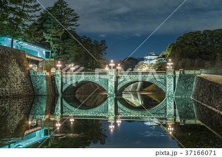 2017 皇居年末年始ライトアップ 二重橋越しの伏見櫓 37166071