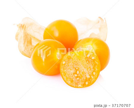 Fresh cape gooseberry fruit with high vitamin C Fresh cape gooseberry fruit with high vitamin C 37170707