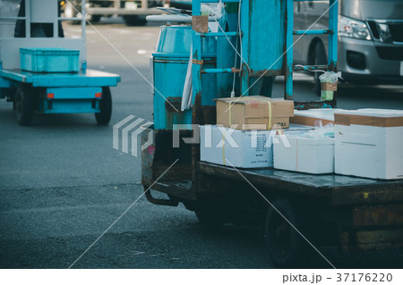 fish market fish market 37176220