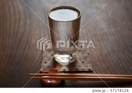 美味い酒 37178126
