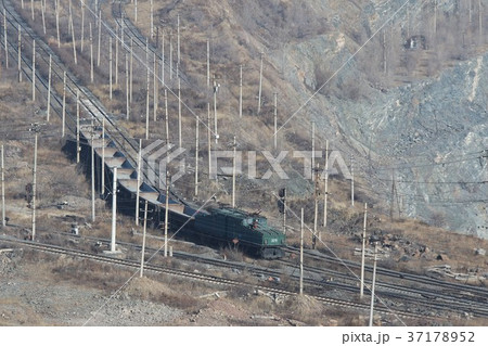 鉱山列車 37178952