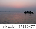 ガンジス川の夜明け 37180477