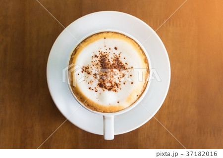 white cup of coffee 37182016