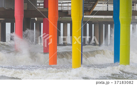 North Sea beach and Scheveningen Pier 37183082