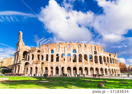 ローマ　コロッセオ 37183634