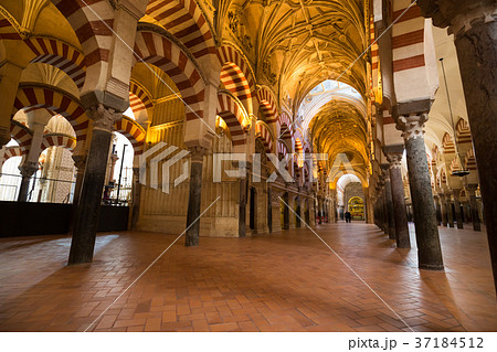 La Mezquita Cathedral in Cordoba, Spain. 37184512