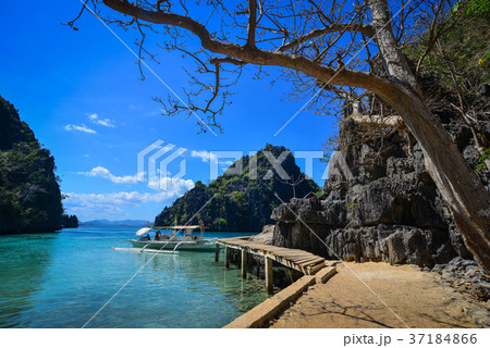 Seascape of Coron Islands, Philippines 37184866