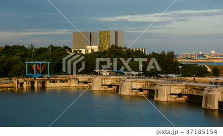 Marina Barrage at sunset in Singapore 37185154