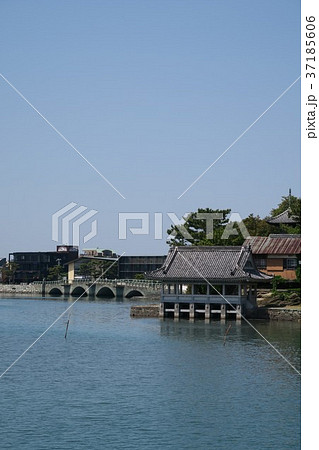 観海閣とあしべ橋の写真素材