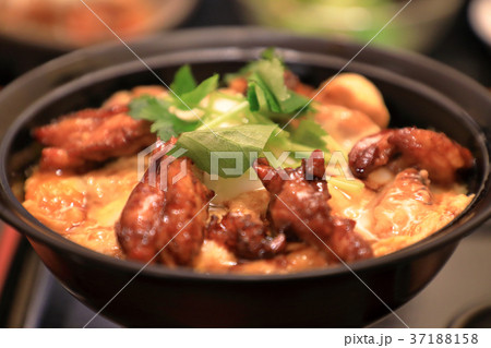 おいしい比内地鶏の親子丼 37188158