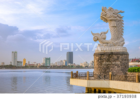 Dragon Carp on the east bank of the Han River Dragon Carp on the east bank of the Han River 37193938