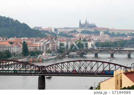 チェコ モルダウ川 ヴルタヴァ川 プラハの景観 チェコ モルダウ川 ヴルタヴァ川 プラハの景観 37194989
