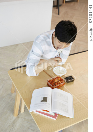 キムチ 男 男性 37201441