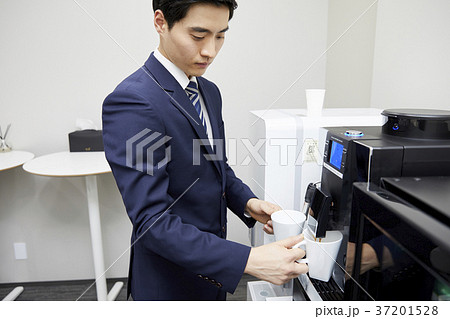 ビジネスマン コーヒー コーヒーメーカー 37201528
