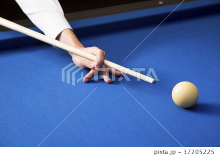 RF photo - object of billiards, cue, billiards balls 080 RF photo - object of billiards, cue, billiards balls 080 37205225