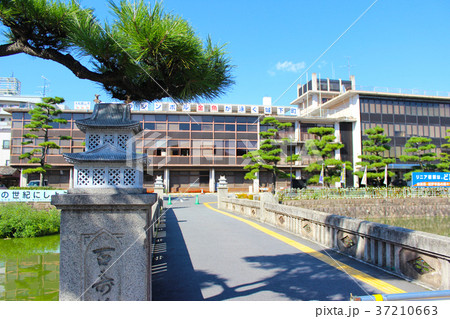 大和郡山市役所･百寿橋/奈良県大和郡山市北郡山町 37210663