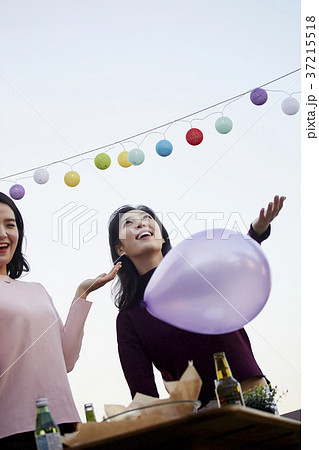 女性 女 女の子 37215518