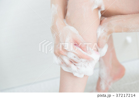 入浴・女性 入浴・女性 37217214