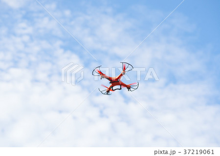 Flying drone Flying drone 37219061