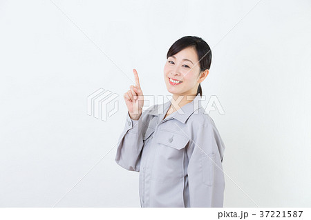 ビジネスウーマン（作業服） 37221587