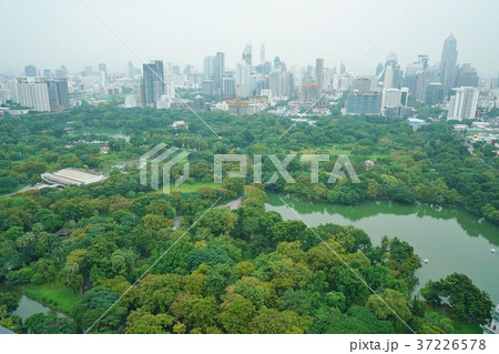 Cityscape near Lumpini Park in Bangkok, Thailand 37226578