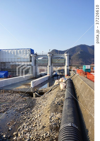 千曲川埴科用水頭首工大工事 千曲川埴科用水頭首工大工事 37226610