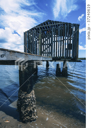 Maroochy River Boat House during the day. 37240619