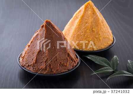 赤味噌と白味噌 37241032