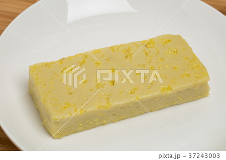 粟入りの生麩 粟入りの生麩 37243003