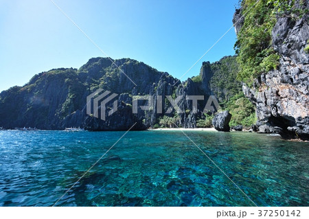 南国の海 37250142