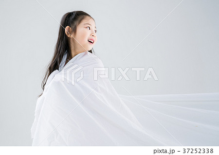 子供 女性 韓国人 37252338