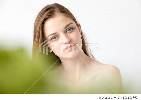 ビューティーイメージショット 外国人女性 白人 ビューティーイメージショット 外国人女性 白人 37252540