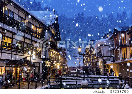 山形県 銀山温泉 雪景色 山形県 銀山温泉 雪景色 37253790