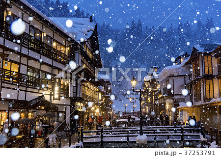 山形県 銀山温泉 雪景色 山形県 銀山温泉 雪景色 37253791
