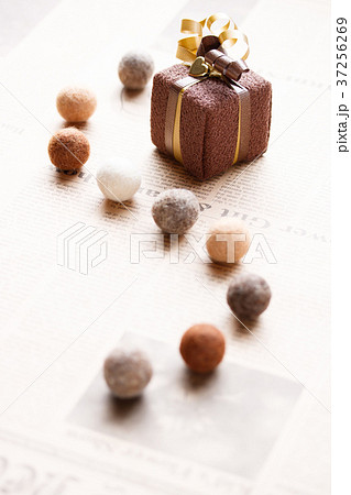チョコのようなプチギフト 37256269