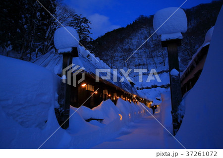 冬の乳頭温泉 37261072