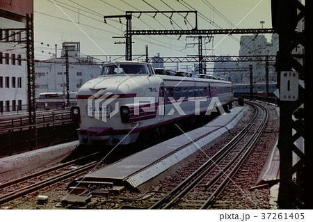 御徒町電留線の189系、特急「そよかぜ」 37261405