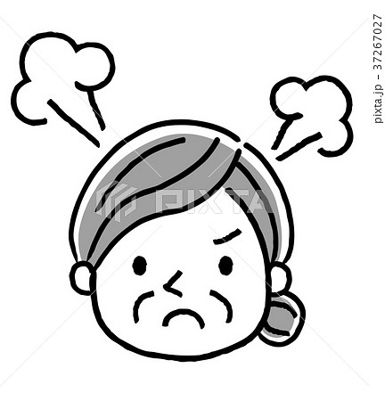 シニア女性：顔、表情 37267027