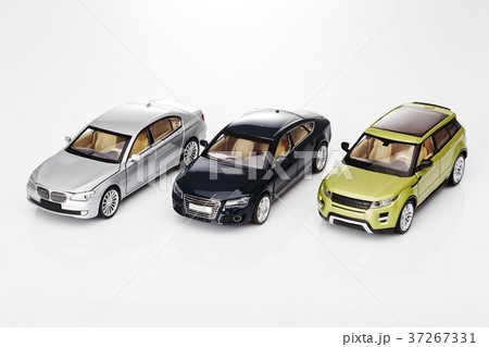 自動車 モデル ミニチュア 37267331