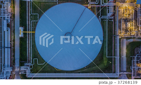 Aerial view oil refinery, refinery plant, refinery 37268139
