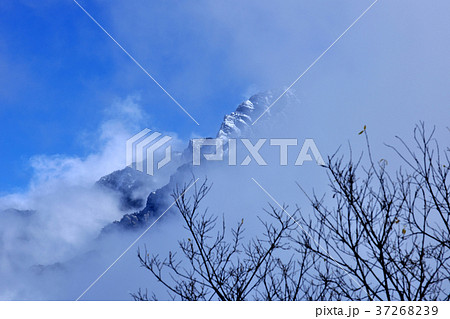 玉山 雲 クラウド 37268239