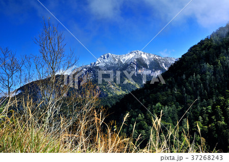 玉山 雲 クラウド 37268243