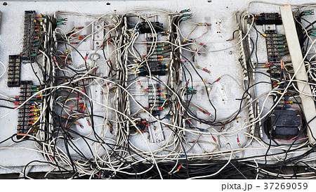 dirty integrated circuit, electronics wasteの写真素材 [37269059] - PIXTA