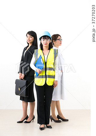 働く女性 37270203